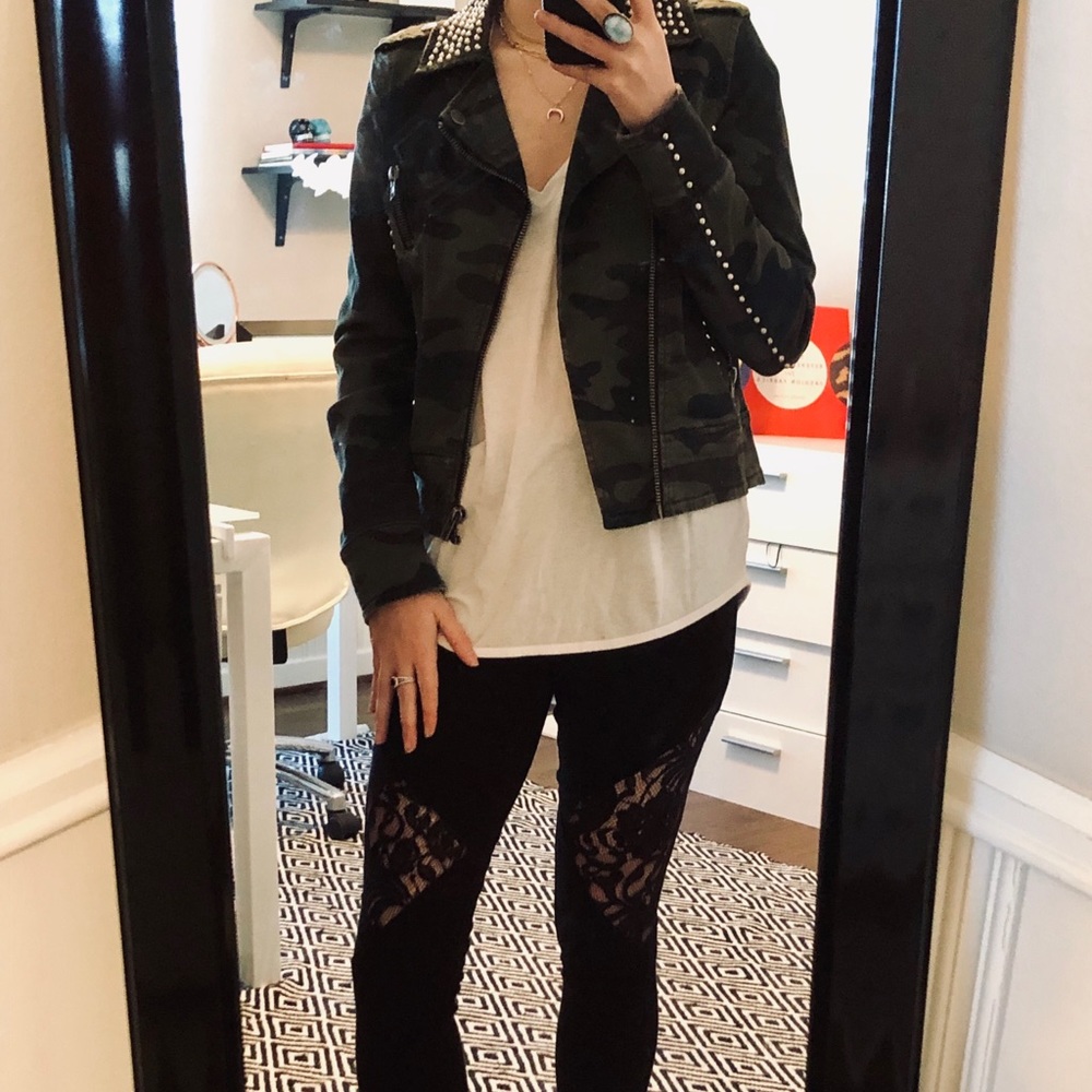 Black Cut Out Lace Legging